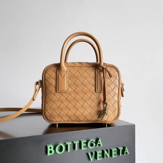 Replica Bottega Veneta Small Getaway Intrecciato Leather Top Handle Bag