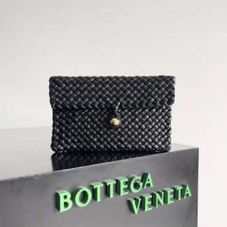 Replica Bottega Veneta Intrecciato Leather Tosca Pouch With Gold Ball Lock