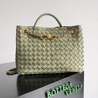 Replica Bottega Veneta Andiamo Medium Intrecciato leather tote