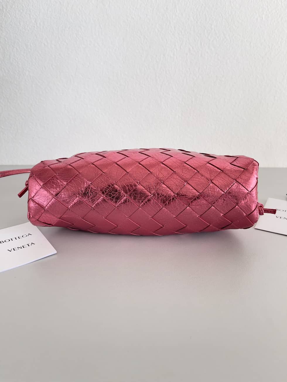 Replica Bottega Veneta Intrecciato Leather Mini The Pouch Bag_2_145708 Replica Bottega Veneta Intrecciato Leather Mini The Pouch Bag