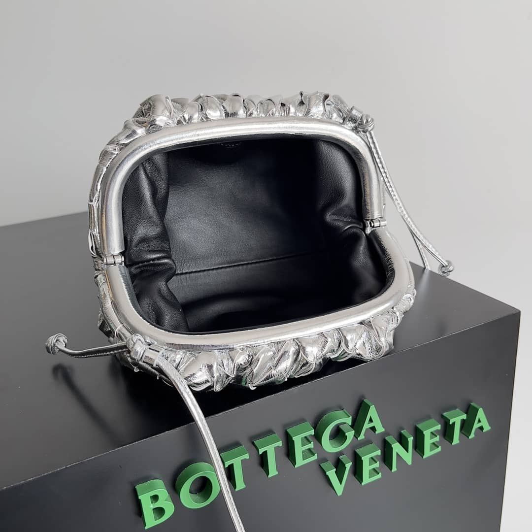 Replica Bottega Veneta Intrecciato Leather Mini The Pouch Bag_8_145688 Replica Bottega Veneta Intrecciato Leather Mini The Pouch Bag