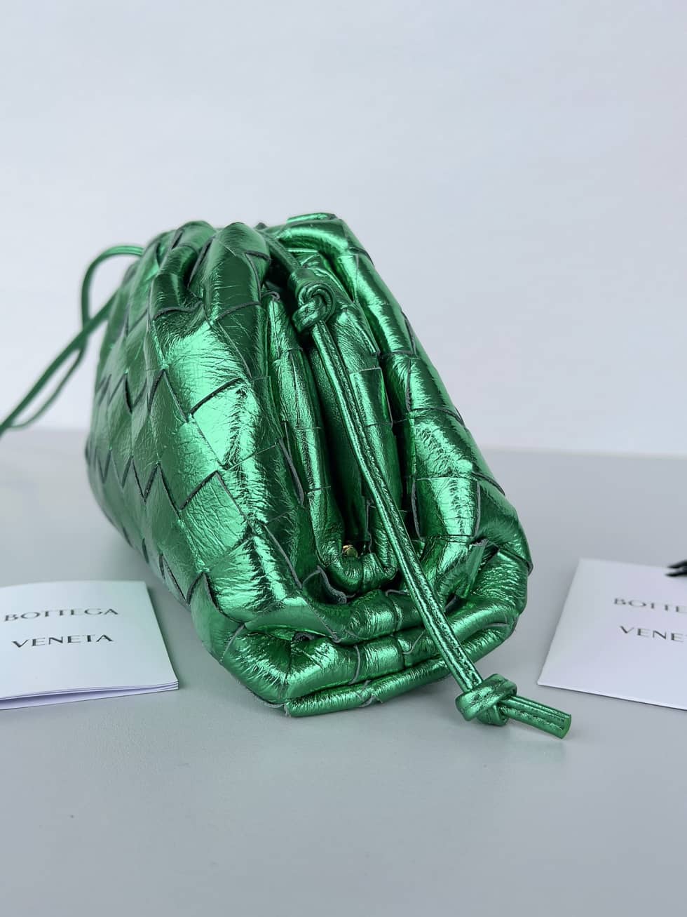 Replica Bottega Veneta Intrecciato Leather Mini The Pouch Bag_1_145698 Replica Bottega Veneta Intrecciato Leather Mini The Pouch Bag