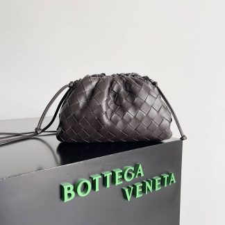 Replica Bottega Veneta Intrecciato Leather Mini The Pouch Bag