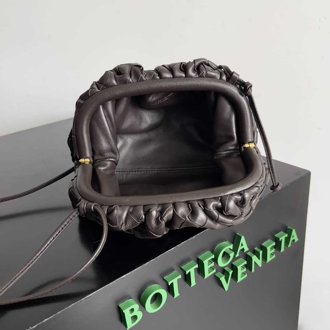 Replica Bottega Veneta Intrecciato Leather Mini The Pouch Bag_8_145938 Replica Bottega Veneta Intrecciato Leather Mini The Pouch Bag