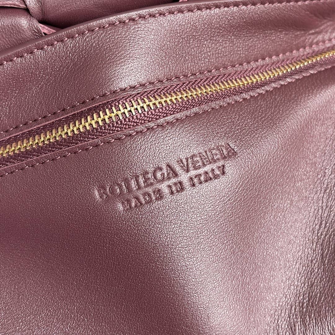 Replica Bottega Veneta Padded Cassette Crossbody Bag_5_146048 Replica Bottega Veneta Padded Cassette Crossbody Bag