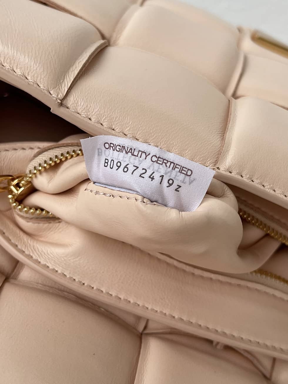Replica Bottega Veneta Padded Cassette Crossbody Bag_4_146148 Replica Bottega Veneta Padded Cassette Crossbody Bag