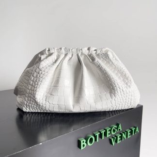 Replica Bottega Veneta Leather The Pouch Clutch