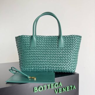 Replica Bottega Veneta Cabat Medium Intrecciato Tote Bag
