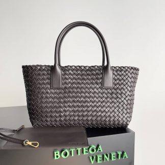 Replica Bottega Veneta Cabat Medium Intrecciato Tote Bag