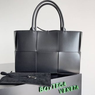 Replica Bottega Veneta Arco intrecciato leather tote Bag